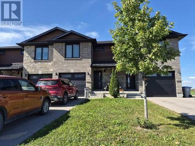 201 Hooper Street, St. Marys, ON, N4X 0C1 house for sale | Listing ID X13834 | Royal LePage