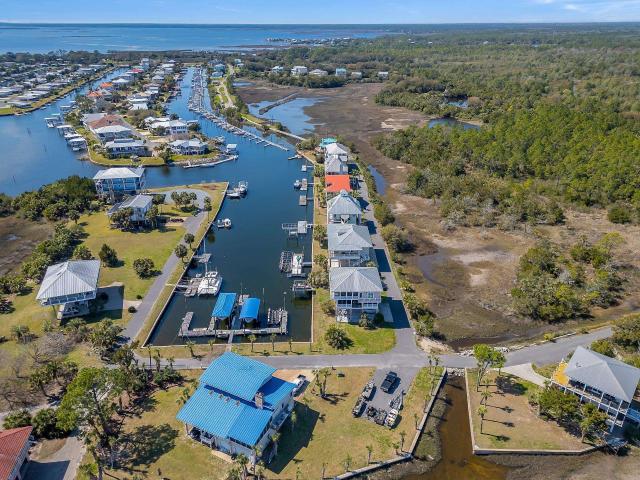 201 Harbour Point Dr, Shell Point, FL 32327 | MLS #383138