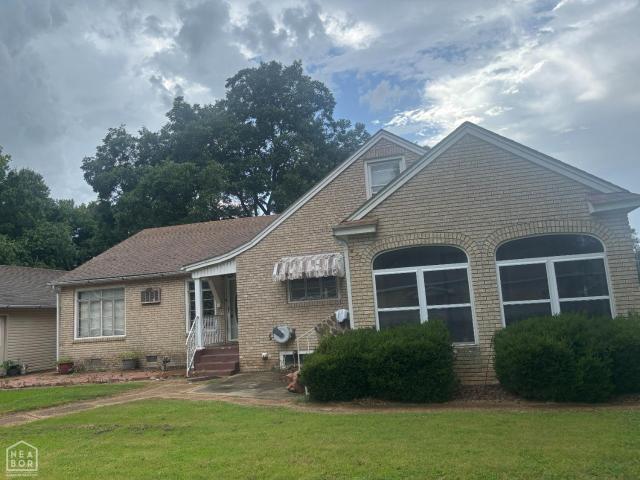 201 Hughey Street