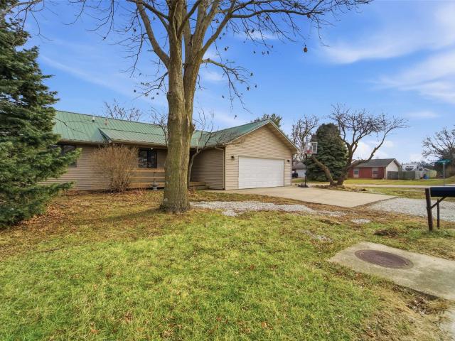 201 Oakridge Drive