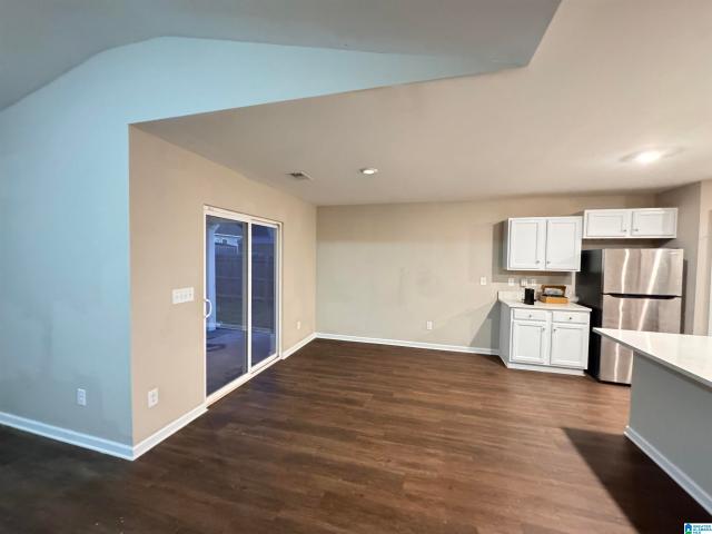 201 Leonards Court