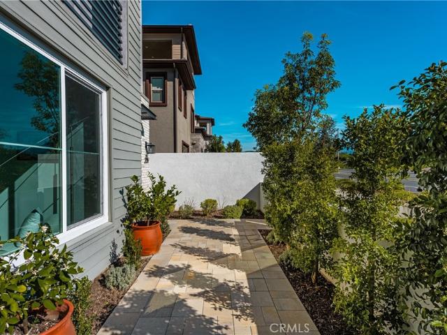 201 Lynx, Irvine, CA 92618 | MLS #OC26141