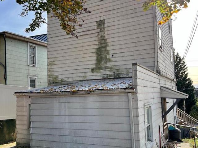 201 Mount Airy Avenue
