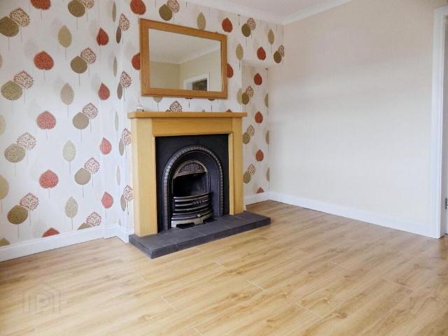 201 Moira Road, Lisburn, BT28 2SN