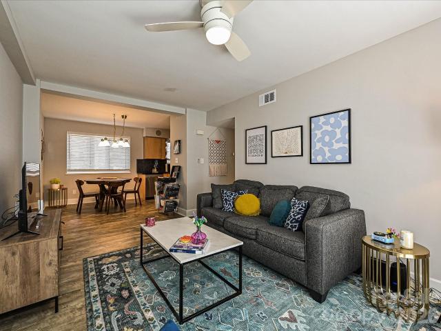 201 N Dotger Avenue # C9