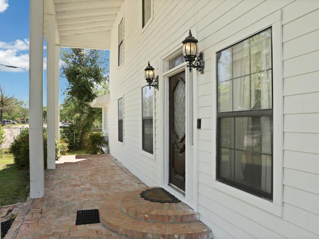 201 N Magnolia Street