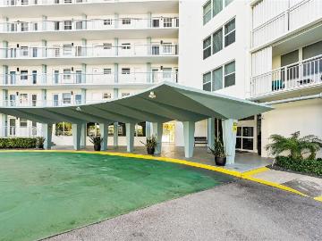 201 N Ocean Boulevard, 208, Pompano Beach, FL