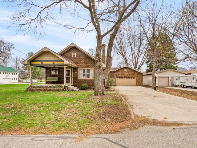 201 S River Road