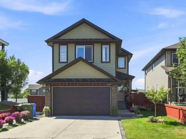 201 Saddlelake Drive Ne, Calgary, AB, T3J 0P2 house for sale | Listing ID A2335 | Royal LePage
