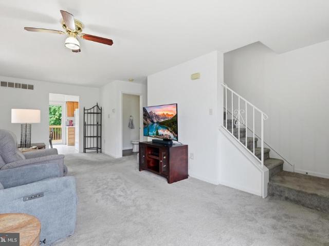 201 Summit Avenue