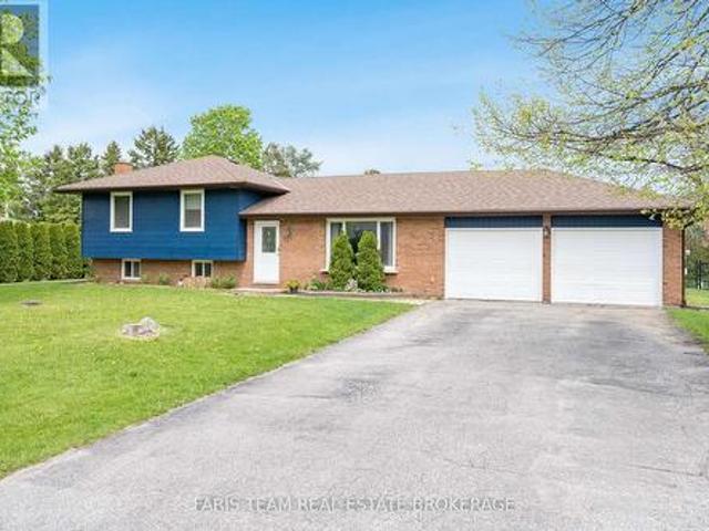 201 Parkside Crescent, Innisfil, ON, L9S 1G2 house for sale | Listing ID N13659 | Royal LePage