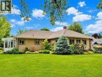 201 Ritchie Avenue, Trail, BC, V1R 1H1 house for sale Listi.