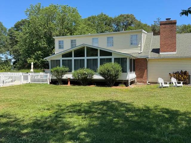 201 River Road