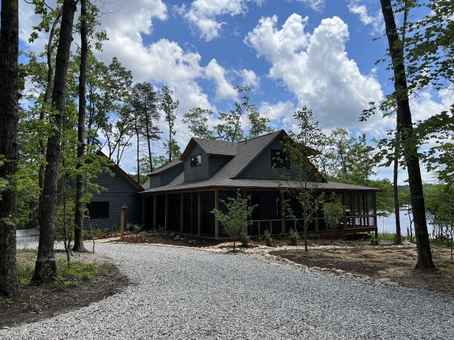 201 Water View Ln