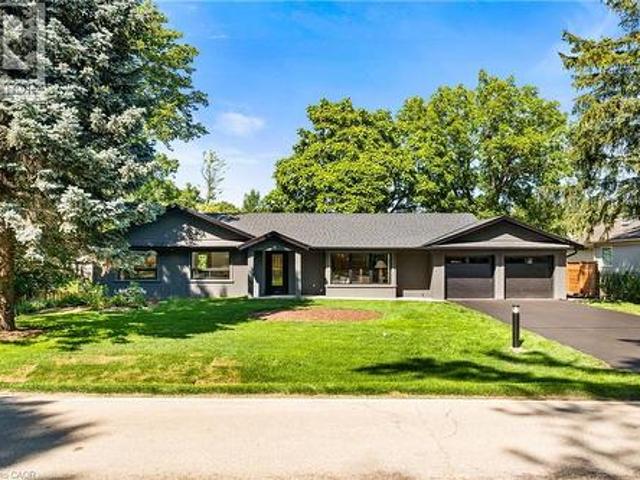 201 Trelawn Avenue, Oakville, ON, L6J 4R3 house for sale | Listing ID 40851 | Royal LePage