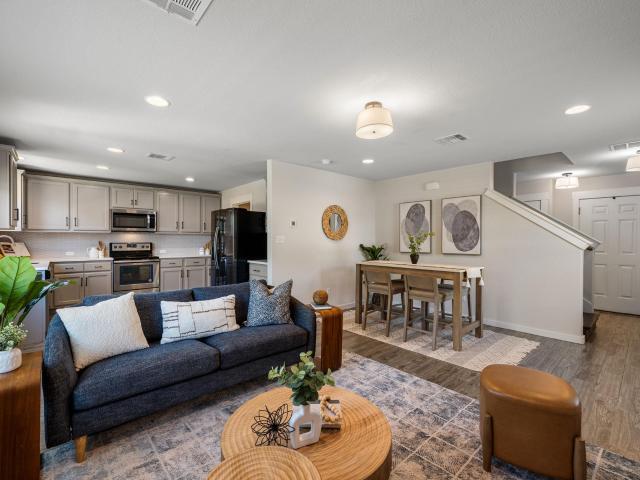 201 Trellis Blvd