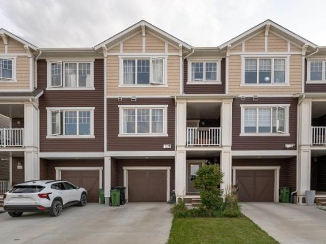 2024 Avenue Nw, Edmonton, AB, T6M 1K8 house for sale | Listing ID E4506 | Royal LePage