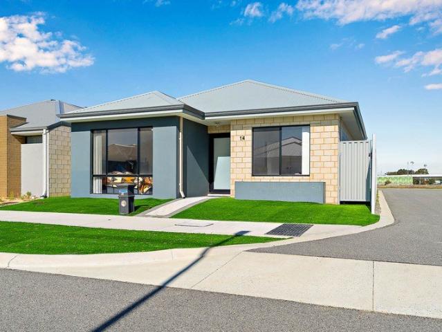 2024 Built! Contemporary Family Living in a Prime Piara Waters Location