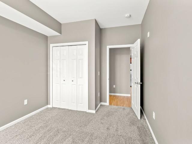 2024 College St Cedar Falls 2 Bedroom Apartment for Rent at 2024 College St, Cedar Falls, IA 50613