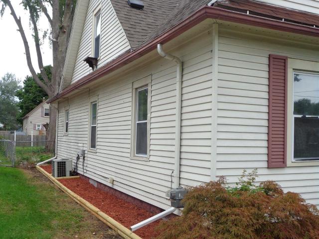 2024 Vermont Street