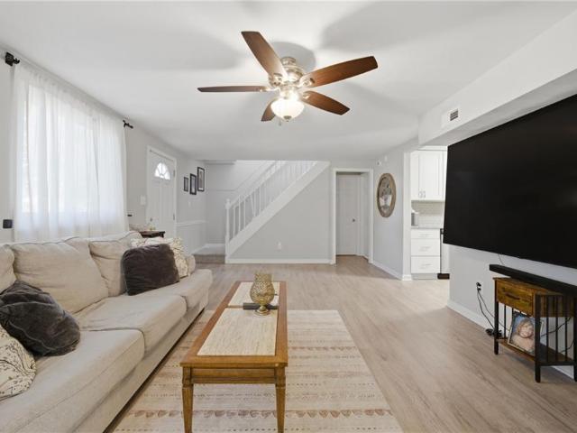 2025 Nickerson BLVD