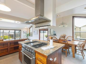 2025 Dubloon Ct, Bodega Bay, CA 94923 | MLS #325035