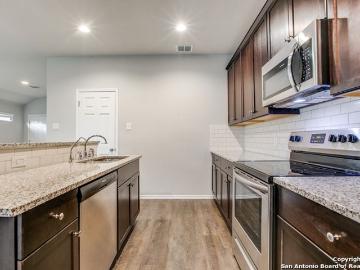2025 Rhesus View, San Antonio, US, TX