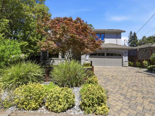 2025 Santa Cruz Avenue