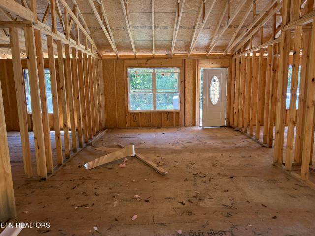 2025 Tecumseh Lane