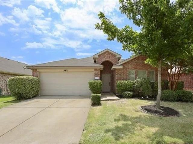 2026 Kingsbridge Dr, Heartland, TX 75126