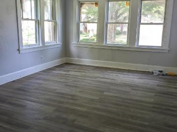 2027 S 5th Street, Rockford, US, IL