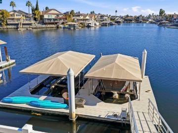 2027 Windward Pt