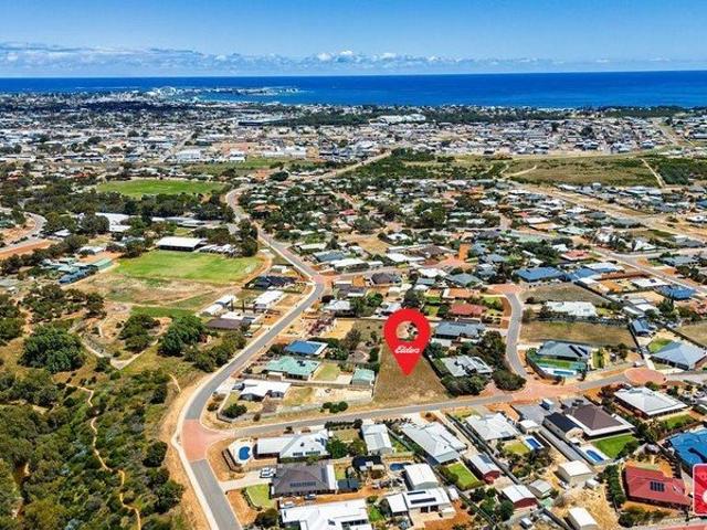 2028sqm lot in great family suburb!