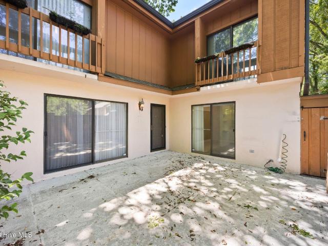 2029 Albert Circle