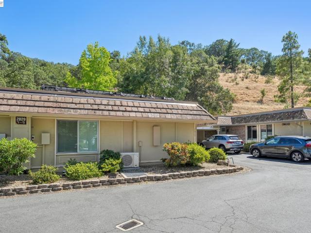 2029 Ptarmigan Dr 2