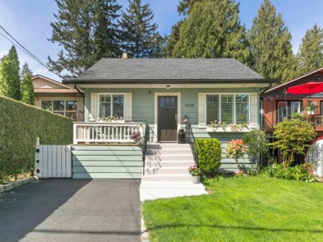 2029 Philip Avenue, North Vancouver, BC, V7P 2W5 house for sale | Listing ID R3115 | Royal LePage