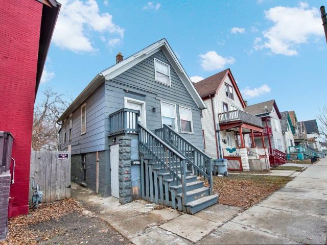 2029 S 16th St, Unit 2031, Milwaukee, WI 53204 | MLS #1951