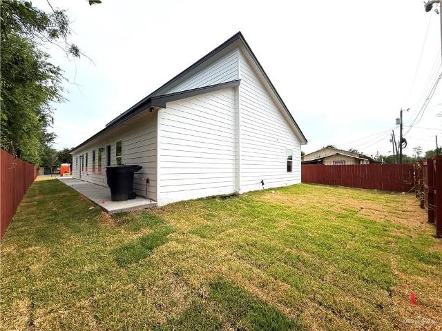 2020 Cedar Avenue