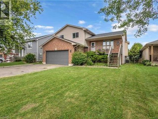2020 John Street, Jarvis, ON, N0A 1J0 house for sale | Listing ID 40854 | Royal LePage