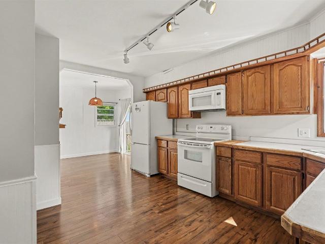 2020 Lafayette Avenue