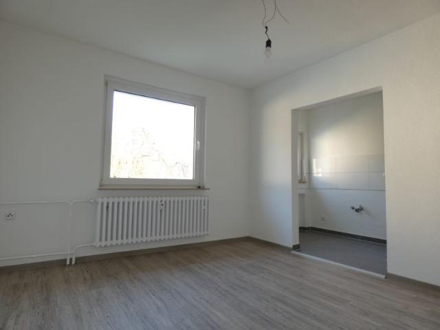 2020 vollständig modernisiert – tolle 2 Zimmerwohnung wartet auf Sie!