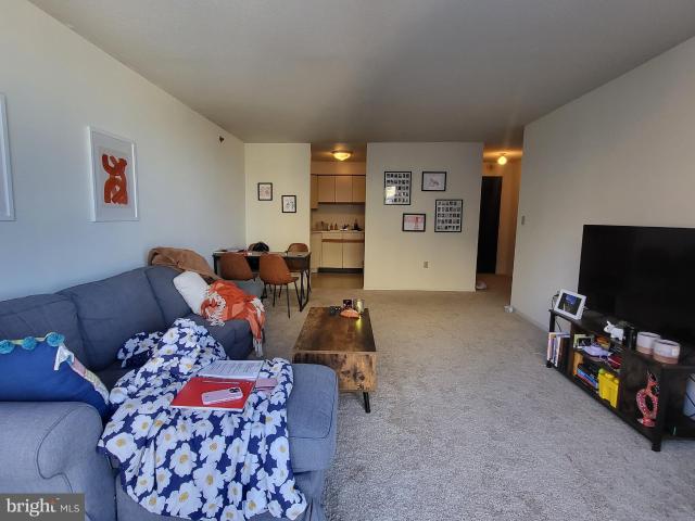 2020 Walnut St, Unit 8K, Philadelphia, PA 19103 | MLS #PAPH2541