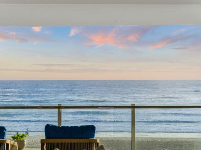202/1331 Gold Coast Highway