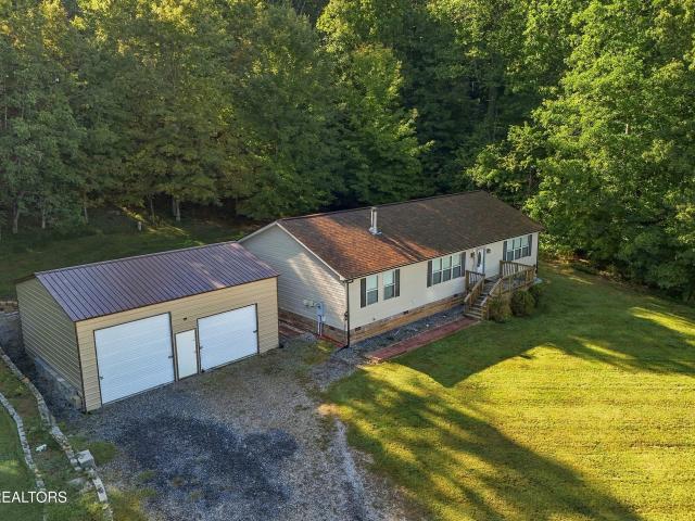 2021 Compton Court