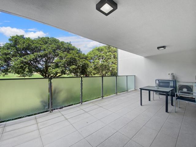 202/20 Egmont Street, Sherwood
