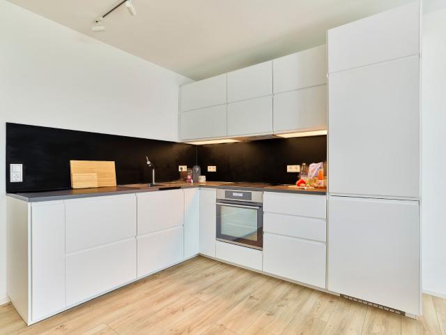 2022 new apartment, furnished 2024