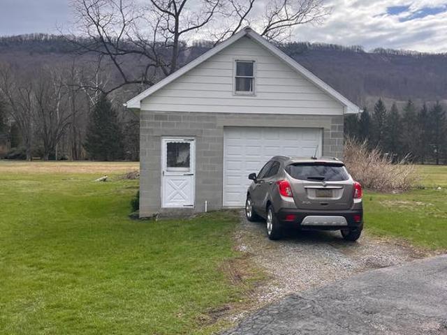 2022 Everett Road