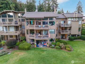 2023 Narrows View Circle NW # B213