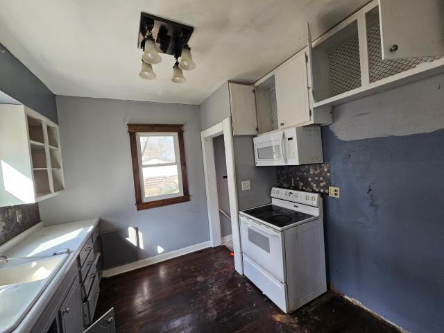202 5th Street SE