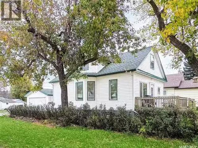 202 6Th Avenue E, Melville, SK, S0A 2P0 house for sale List.